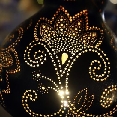 Grande - Motifs arabesques - bleu effet métallisé