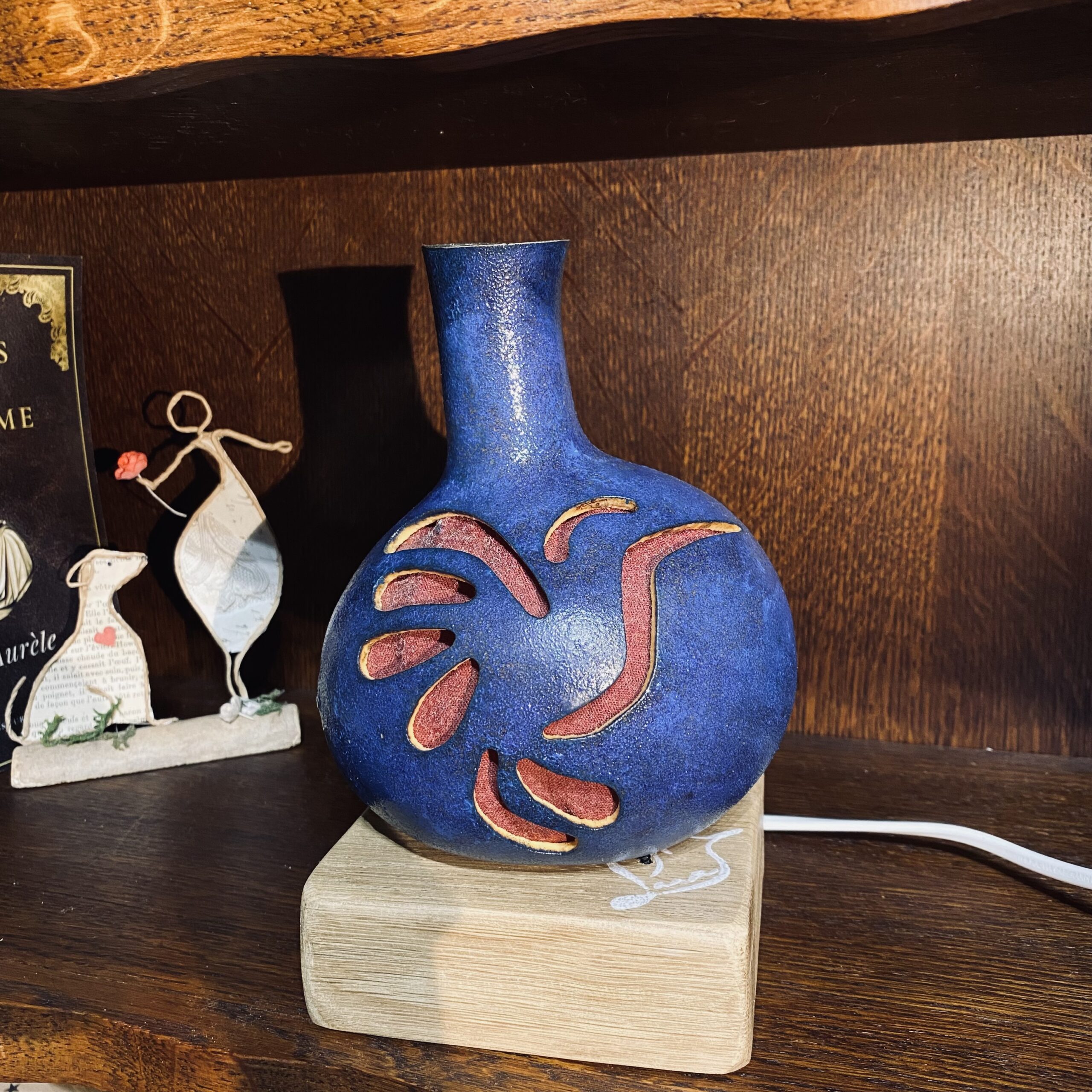 Petite - Motif colibri - bleu et rose – Image 4