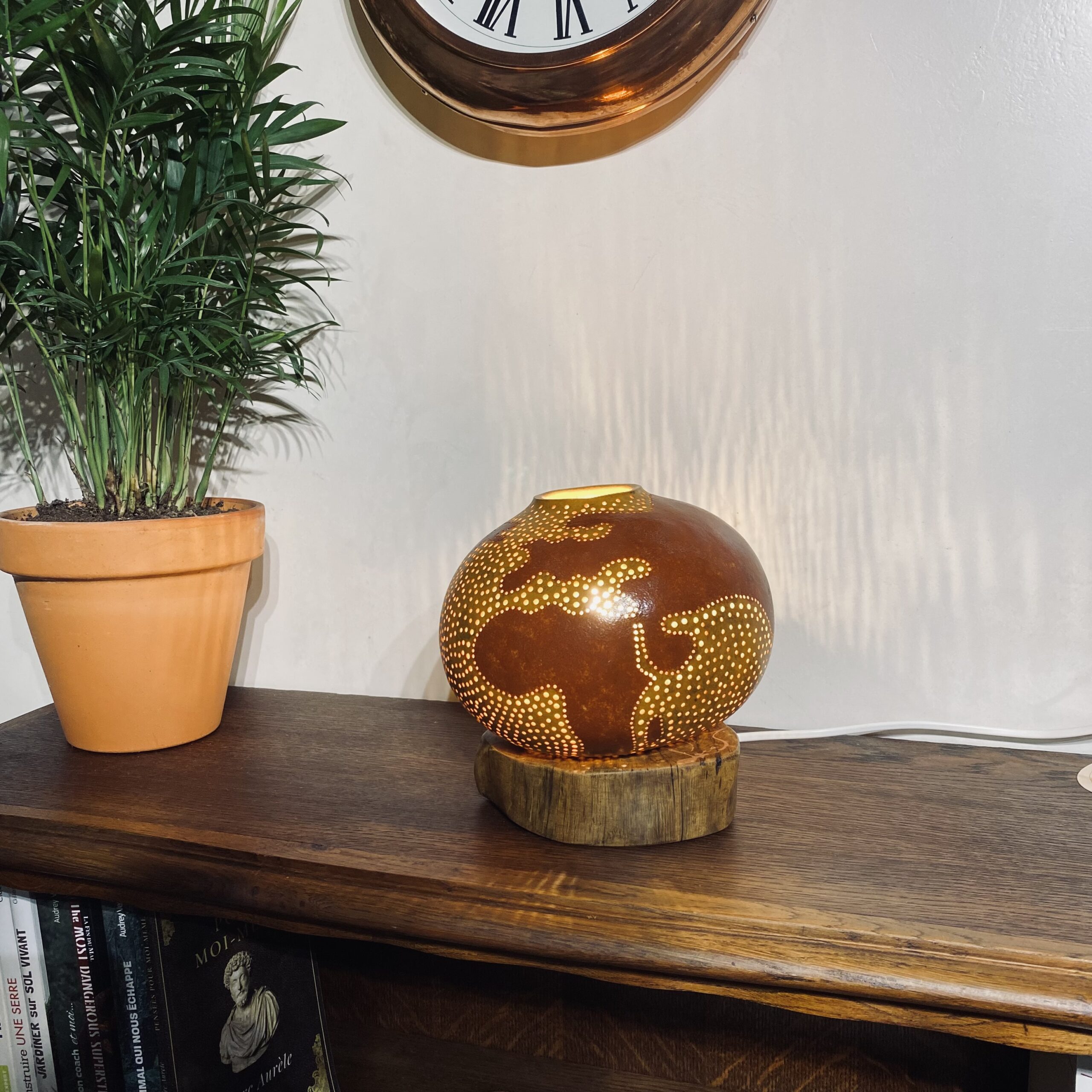 Moyenne - Motif planète - rouge et jaune – Image 3