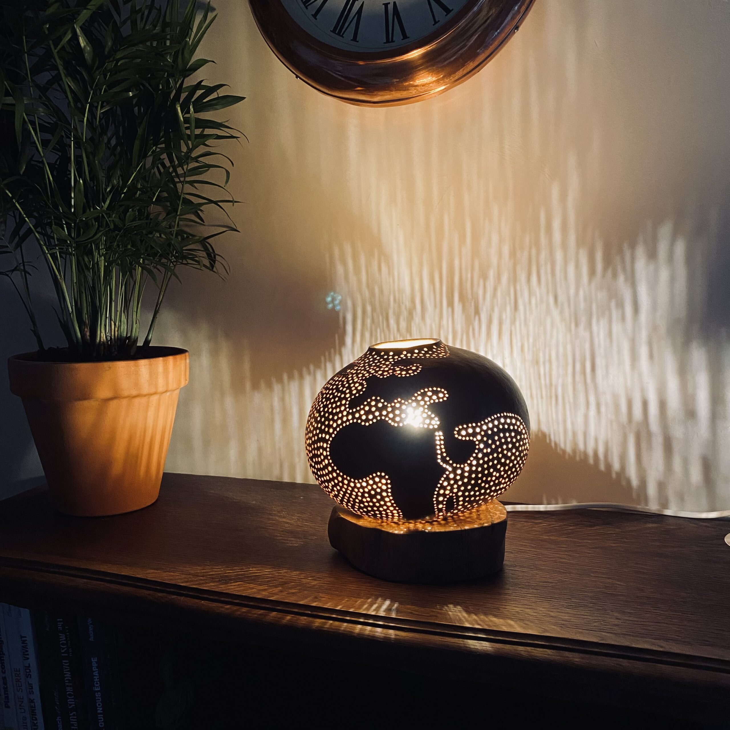 Moyenne - Motif planète - rouge et jaune