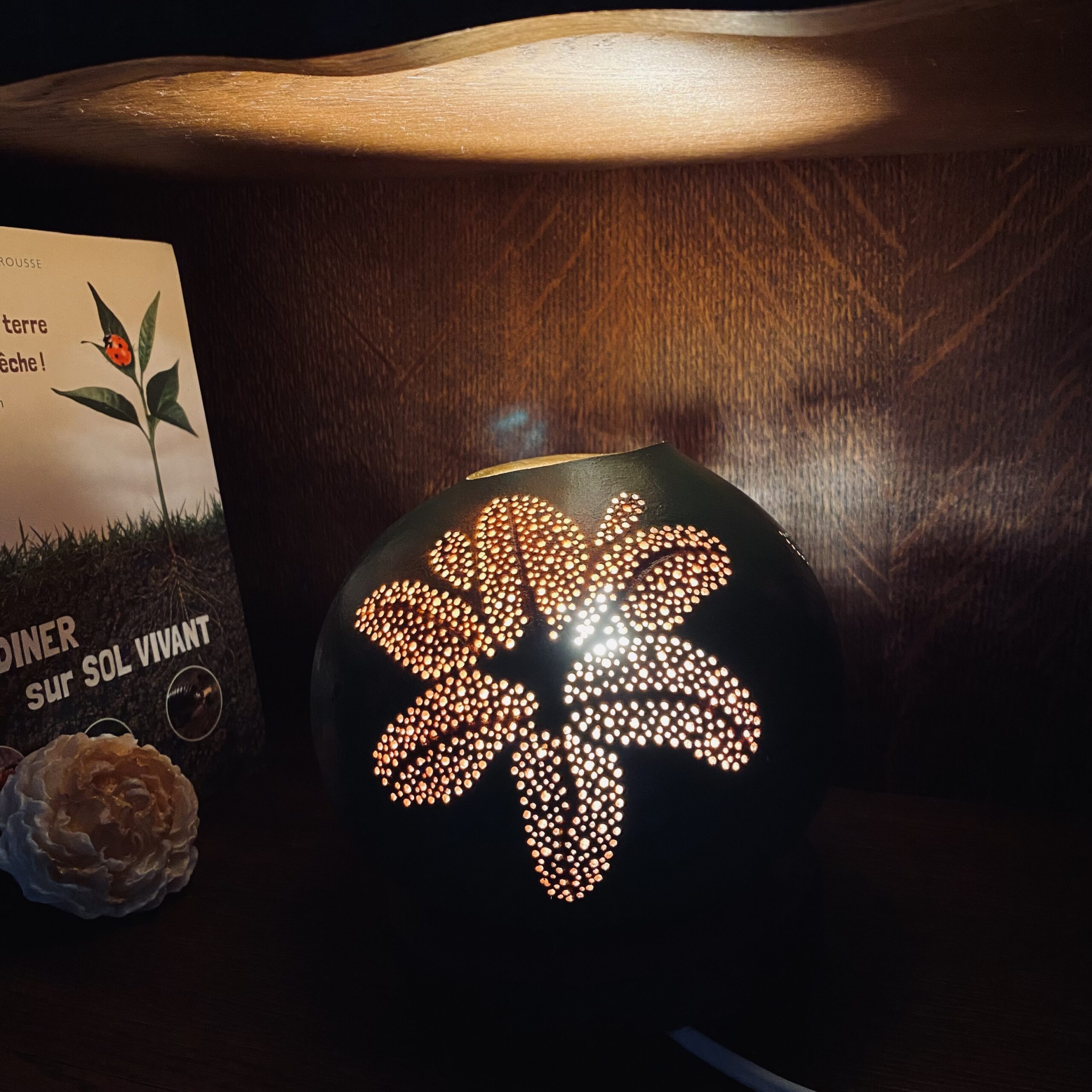 Moyenne - Motifs floraux - vert et rouge – Image 9