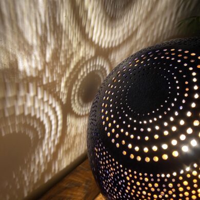 Lampe en calebasse « La Belle Bleue » - Pièce unique – Création artisanale française – H.26cm