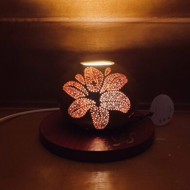 Petite - Motif Lys - jaune et rouge