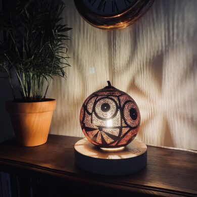 Moyenne - Abstraction géométrique - rouge foncé de provence